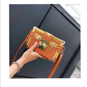 New Fashion Box luxury Hand bag for unique style